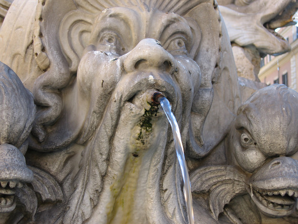 fountain3.jpg